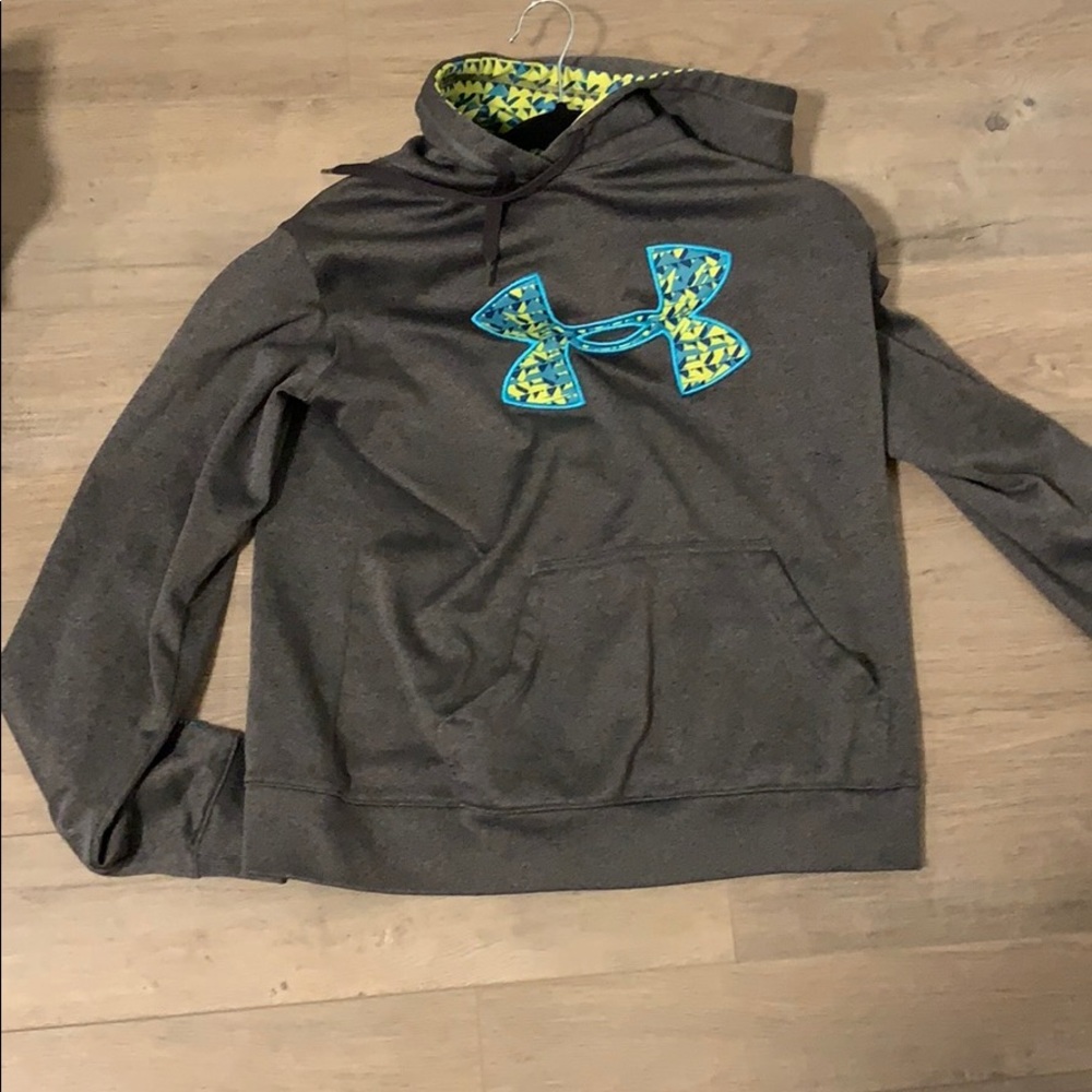 under armour  sweatshirt